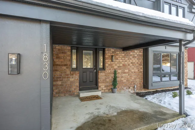 $495,000 | 1830 Lockmere Drive Southeast, Kentwood, MI 49508