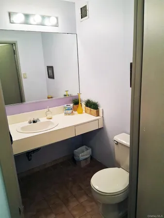 $36,000 | 360 Shore Road, Unit 9C, Long Beach, NY 11561