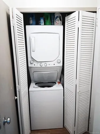 $36,000 | 360 Shore Road, Unit 9C, Long Beach, NY 11561