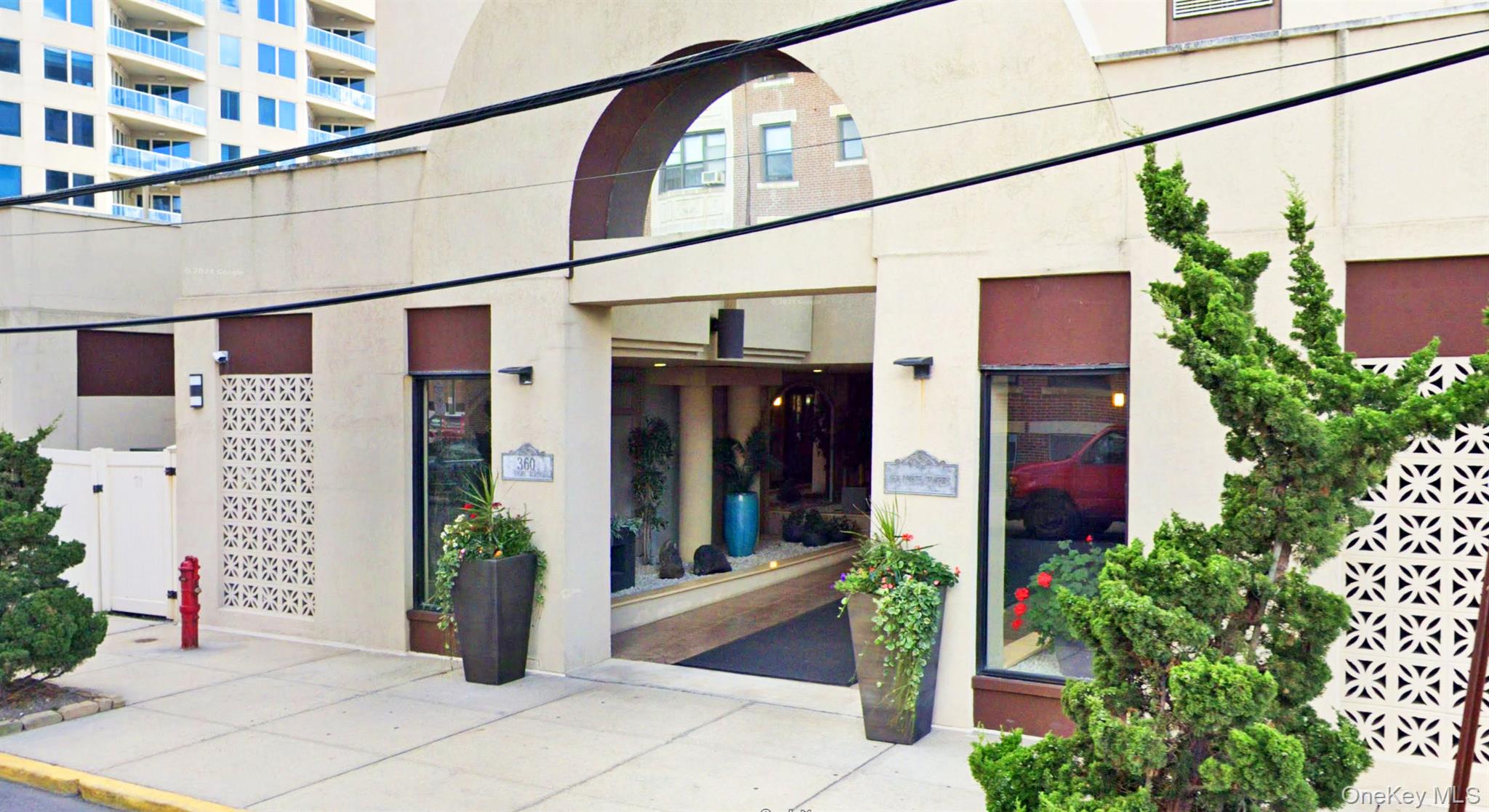 360 Shore Road, Unit 9C Long Beach, NY 11561 - Photo 6 of 14 Front of the building