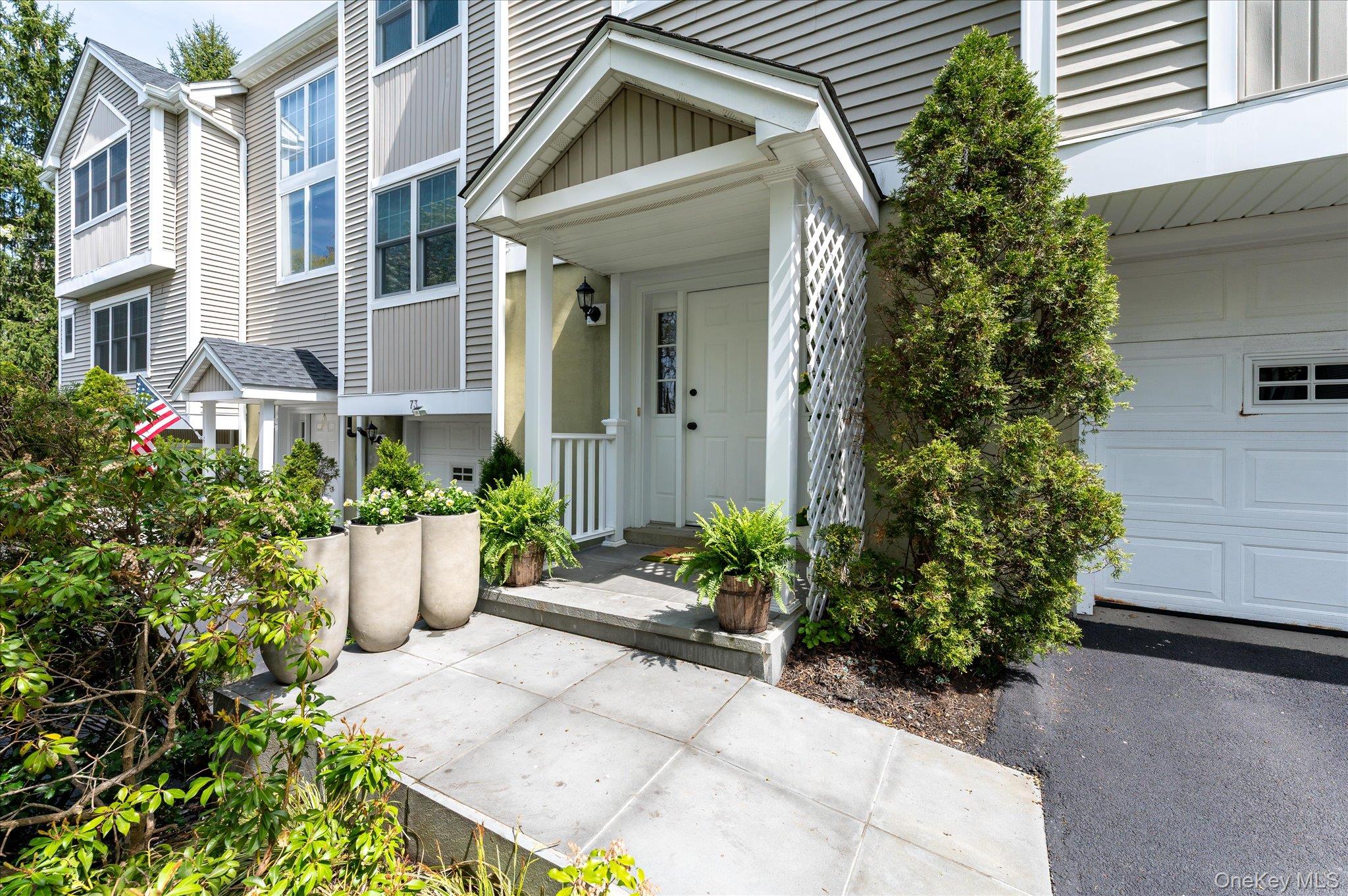 Entrypath, Driveway + Garage