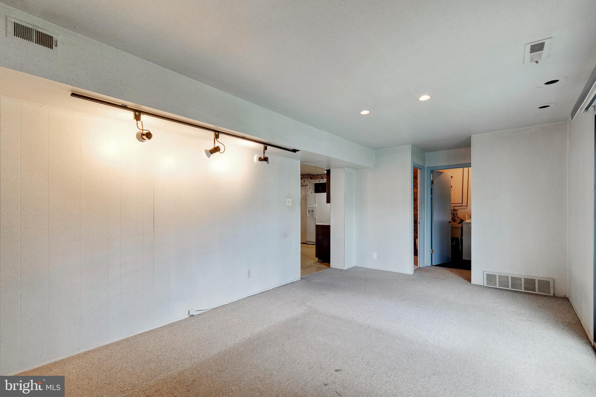 5117 Bay Road Bensalem, PA 19020 - Photo 11 of 22 Gallery Image 11