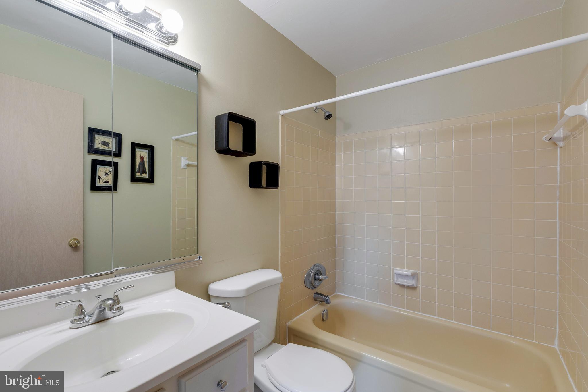 5117 Bay Road Bensalem, PA 19020 - Photo 13 of 22 Gallery Image 13