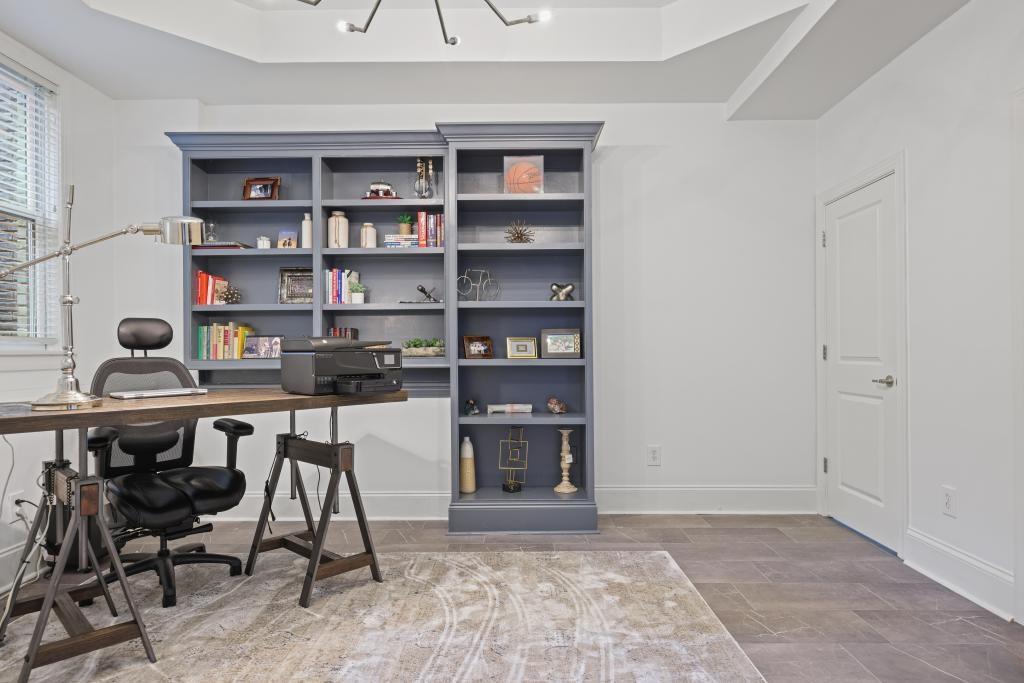 3601 Habersham Road Northwest Atlanta, GA 30305 - Photo 31 of 34 a view of a workspace with furniture