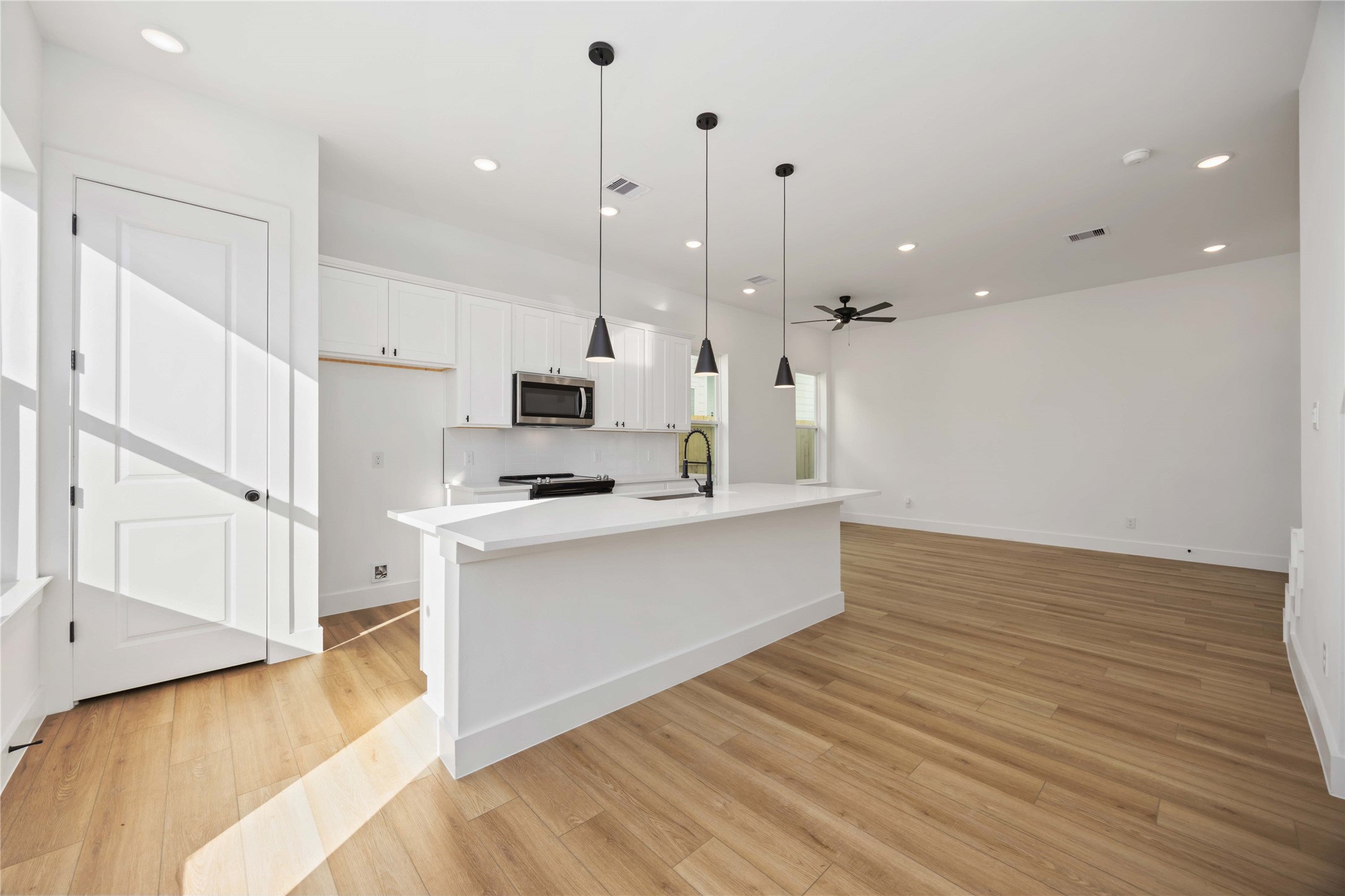 1466 Ferguson Way, Unit A Houston, TX 77088 - Photo 13 of 28