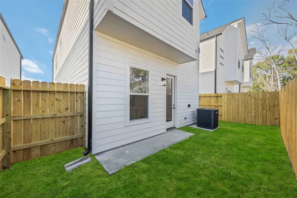 $1,699 | 1466 Ferguson Way, Unit A, Houston, TX 77088