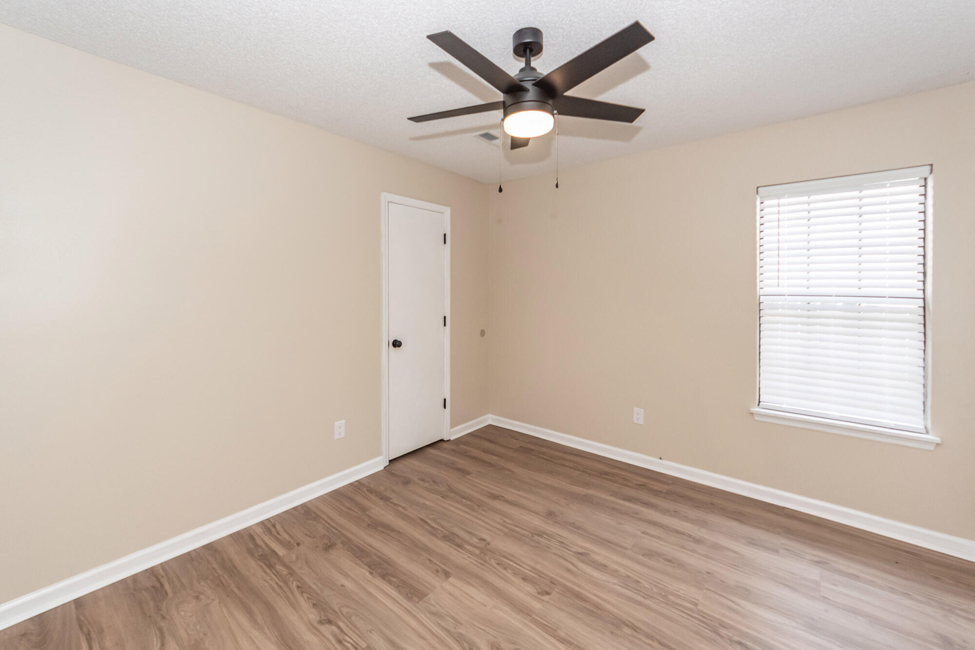 823 Winthrop Street, Unit B Ladson, SC 29456 - Photo 23 of 37