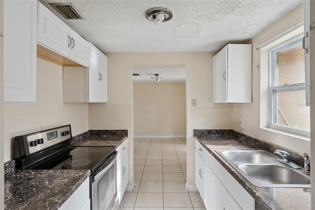 14323 Southwest 39th Ct Road Ocala, FL 34473 - Photo 5 of 19