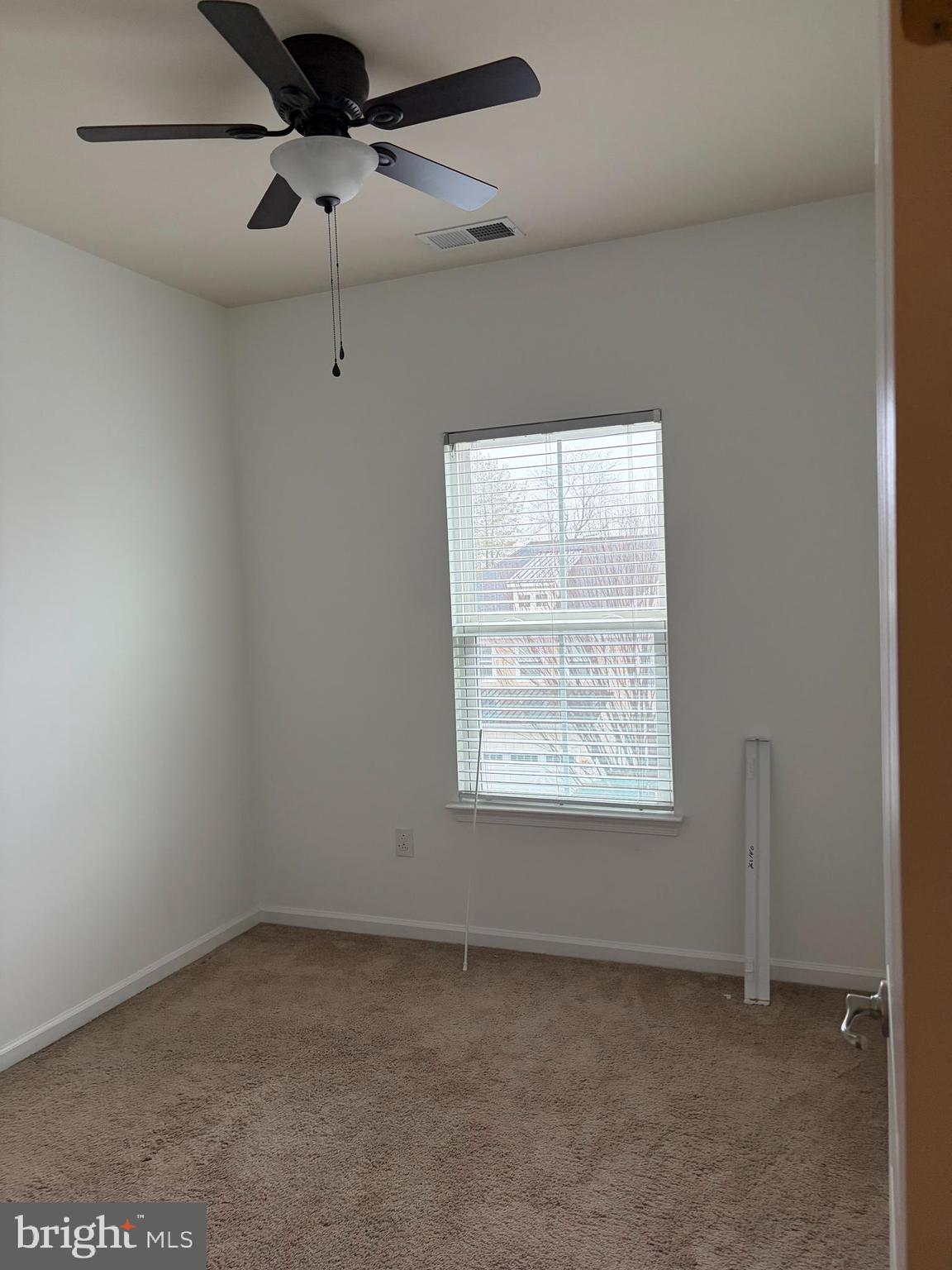 225 Quarry Point Road Malvern, PA 19355 - Photo 8 of 19 an empty room with a window