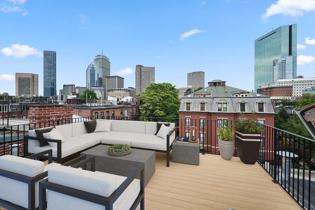 155 Warren Avenue Boston, MA 02116 - Photo 33 of 39