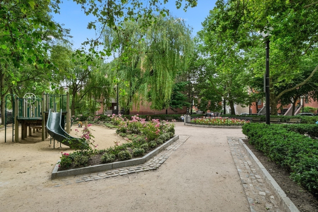 155 Warren Avenue Boston, MA 02116 - Photo 36 of 39