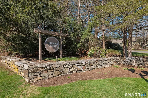 $3,300 | 2 Heritage Circle, Unit 2B, Southbury, CT 06488