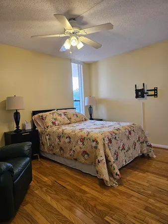 $1,800 | 6017 Coral Lake Drive, Unit 205, Margate, FL 33063