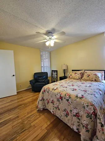 $1,800 | 6017 Coral Lake Drive, Unit 205, Margate, FL 33063