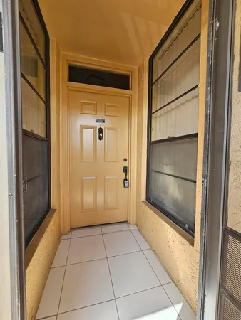 $1,800 | 6017 Coral Lake Drive, Unit 205, Margate, FL 33063