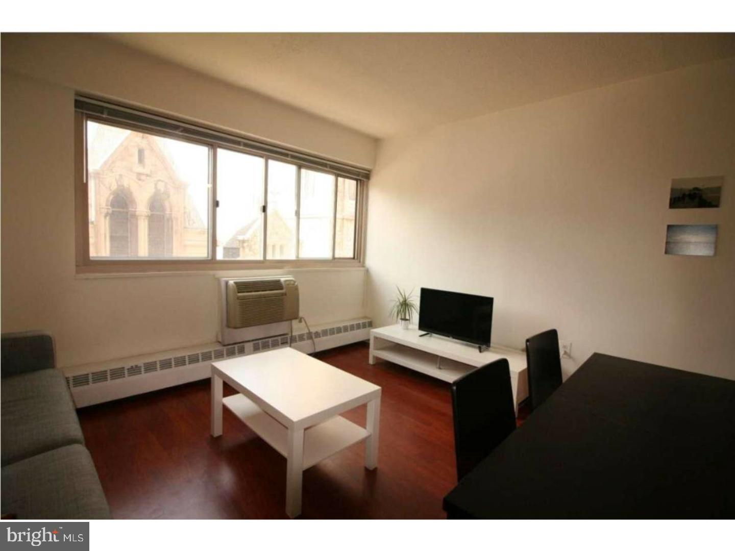 2101 Chestnut Street, Unit 812 Philadelphia, PA 19103 - Photo 3 of 9