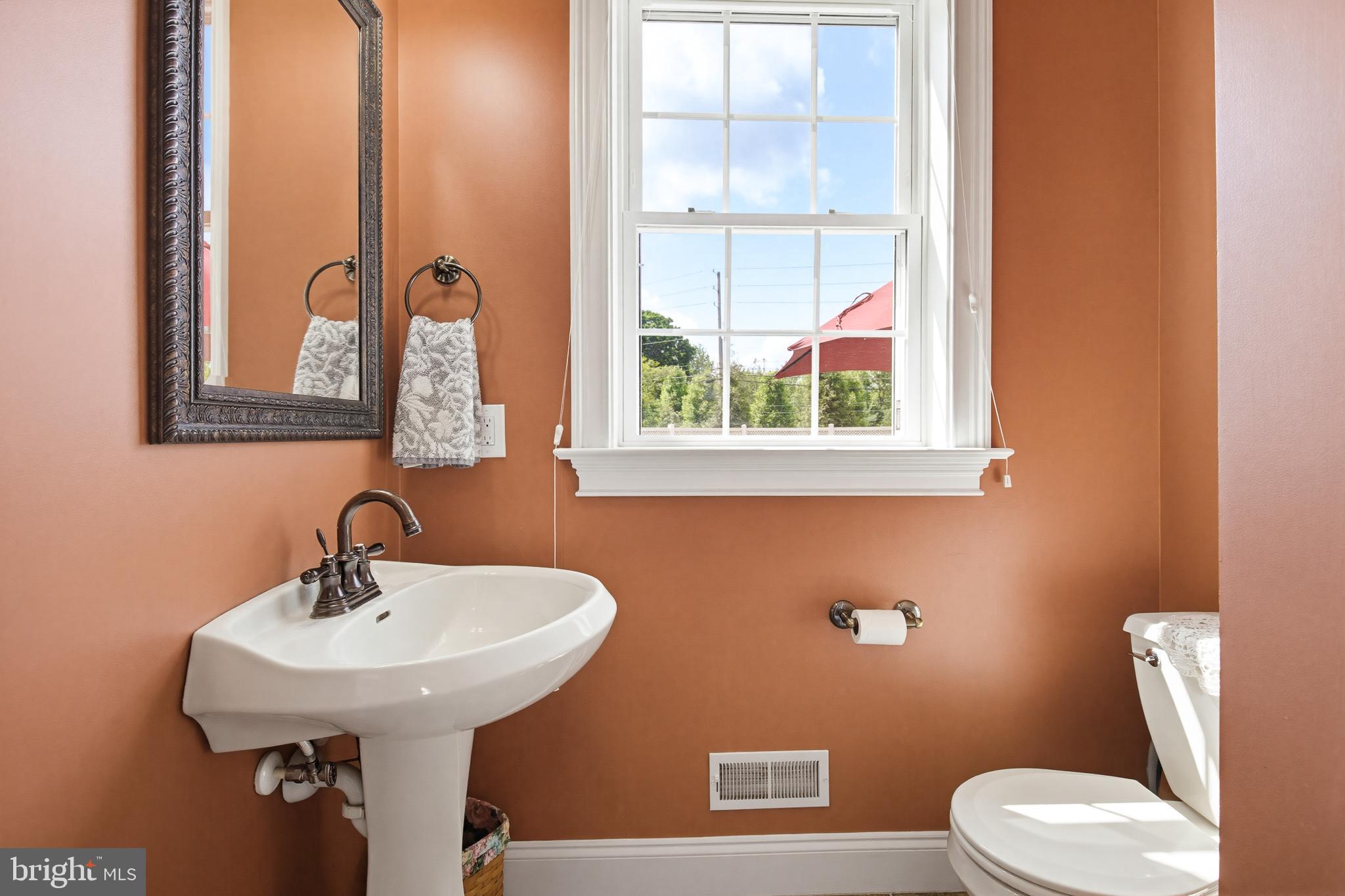 2705 Kreider Road Lititz, PA 17543 - Photo 15 of 31 1st Floor Powder Room