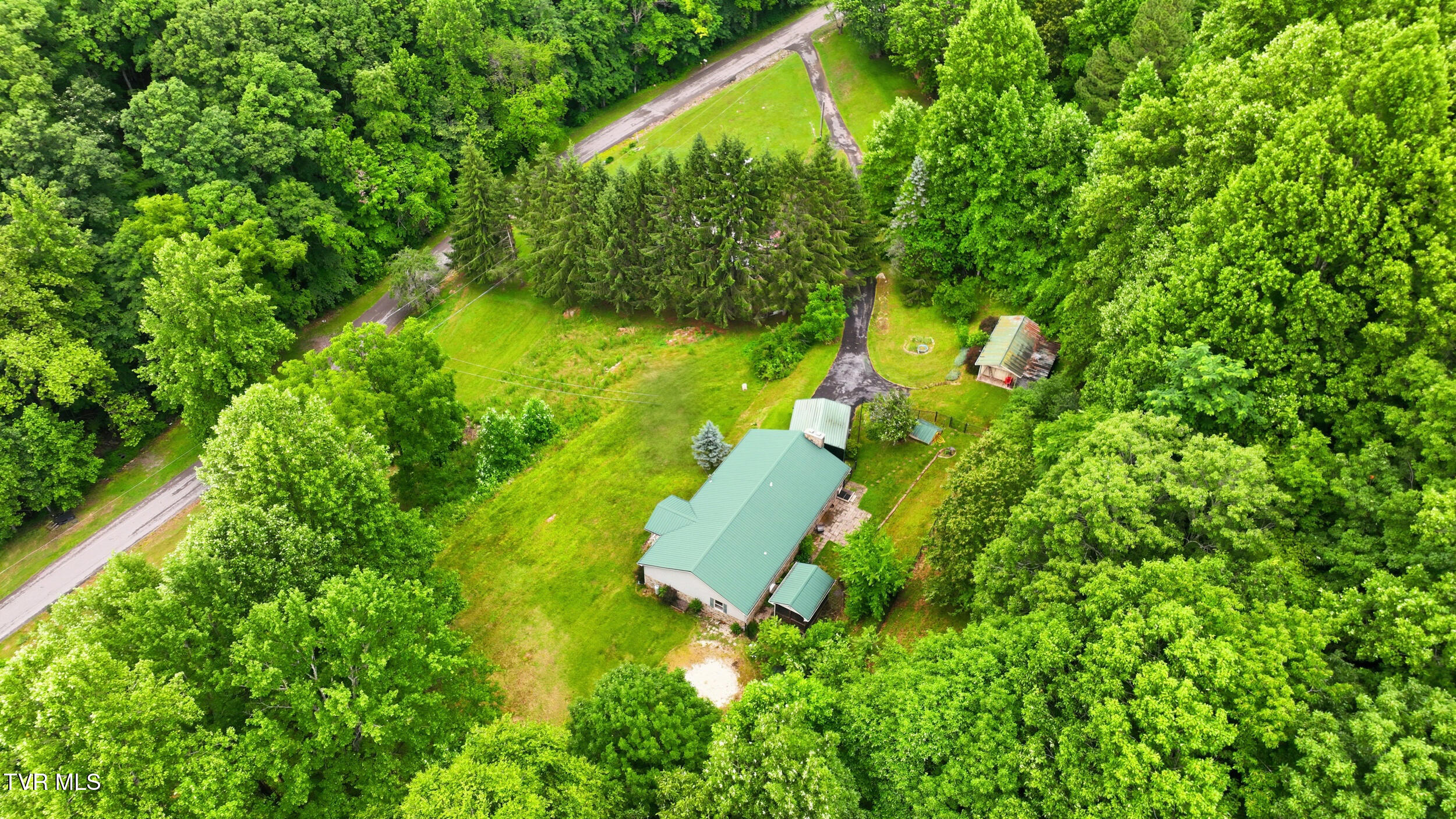 5100 Chandler Road Big Stone Gap, VA 24219 - Photo 39 of 42 40_5100 chandler rd-6