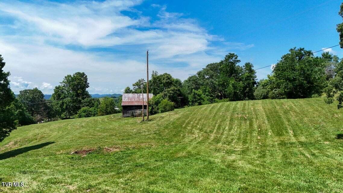 901 Ball Field Road Gate City, VA 24251 - Photo 30 of 34 20260625204835466897000000-o