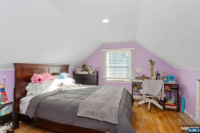 $499,000 | 26 Voorhis Place, Pompton Plains, NJ 07444