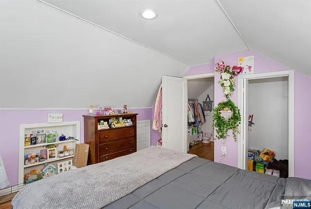 $499,000 | 26 Voorhis Place, Pompton Plains, NJ 07444