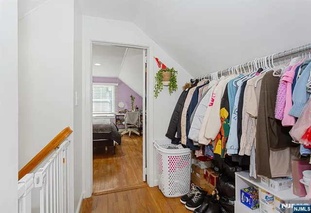 $499,000 | 26 Voorhis Place, Pompton Plains, NJ 07444