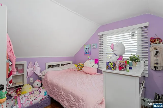 $499,000 | 26 Voorhis Place, Pompton Plains, NJ 07444