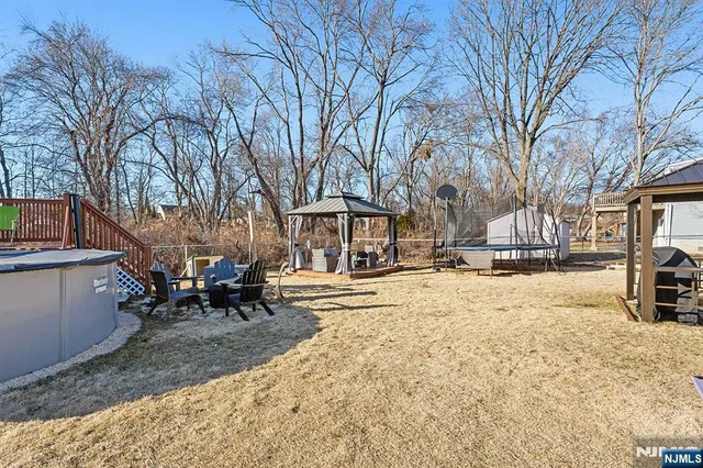 $499,000 | 26 Voorhis Place, Pompton Plains, NJ 07444