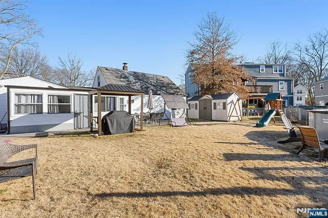 $499,000 | 26 Voorhis Place, Pompton Plains, NJ 07444