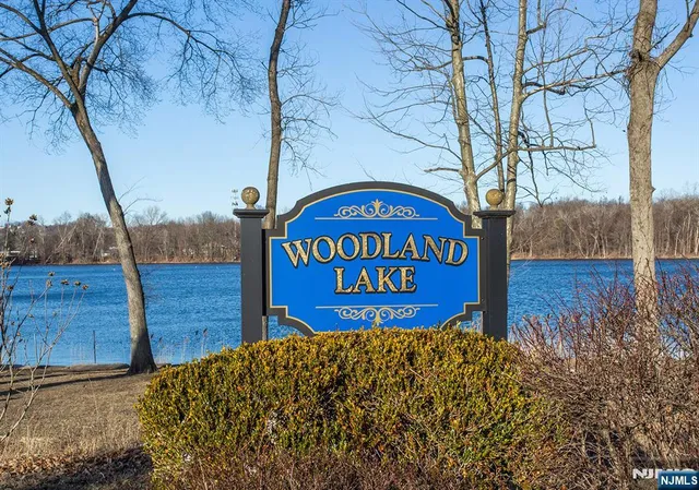 $499,000 | 26 Voorhis Place, Pompton Plains, NJ 07444