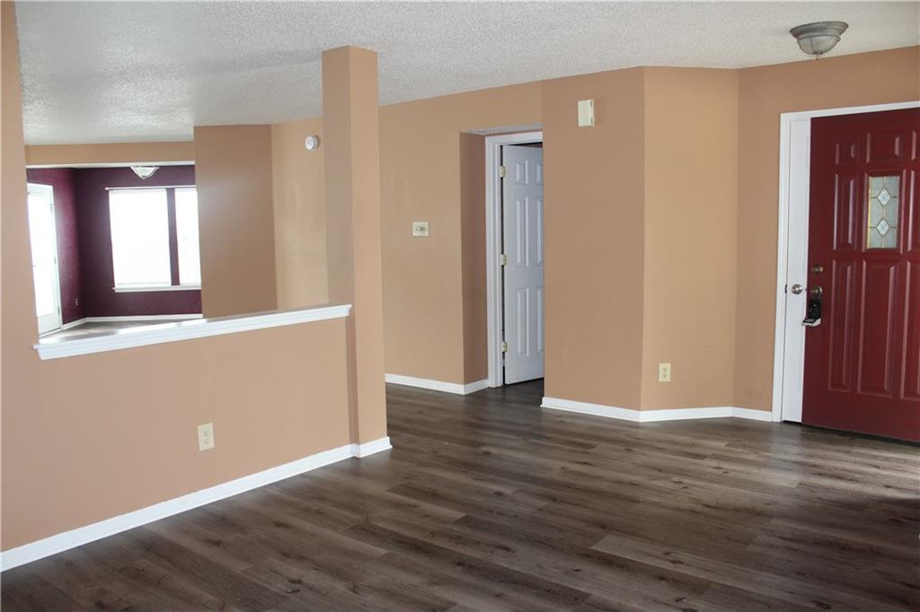 6843 Merritt Ridge Way Avon, IN 46123 - Photo 2 of 28