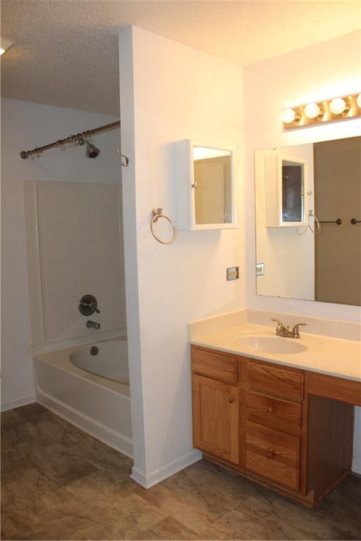 6843 Merritt Ridge Way Avon, IN 46123 - Photo 22 of 28