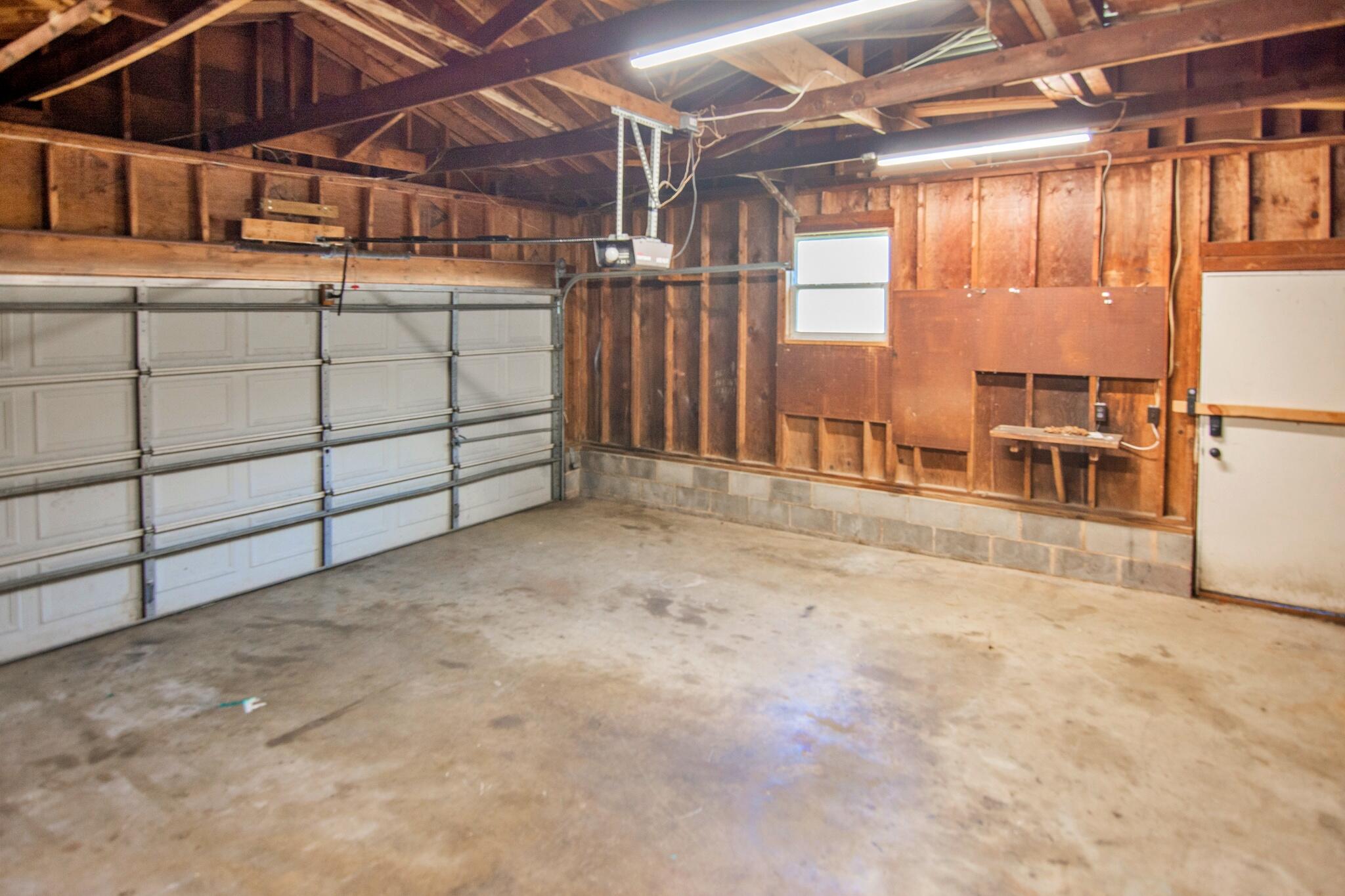 718 Lullwater Road Red Bank, TN 37405 - Photo 23 of 32 718LullwaterDr-13