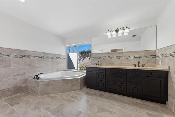 $1,550,000 | 4755 Loquat Circle, Boynton Beach, FL 33436