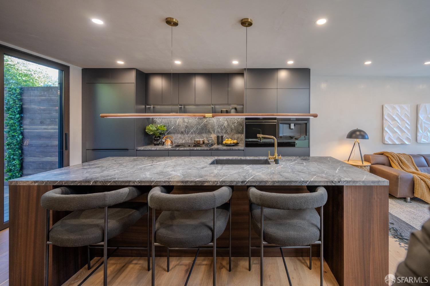 45 Turquoise Way San Francisco, CA 94131 - Photo 10 of 87