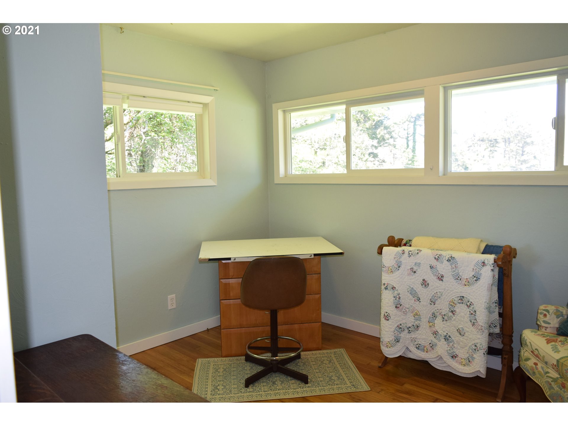 28679 Brooks Road Gold Beach, OR 97444 - Photo 19 of 30