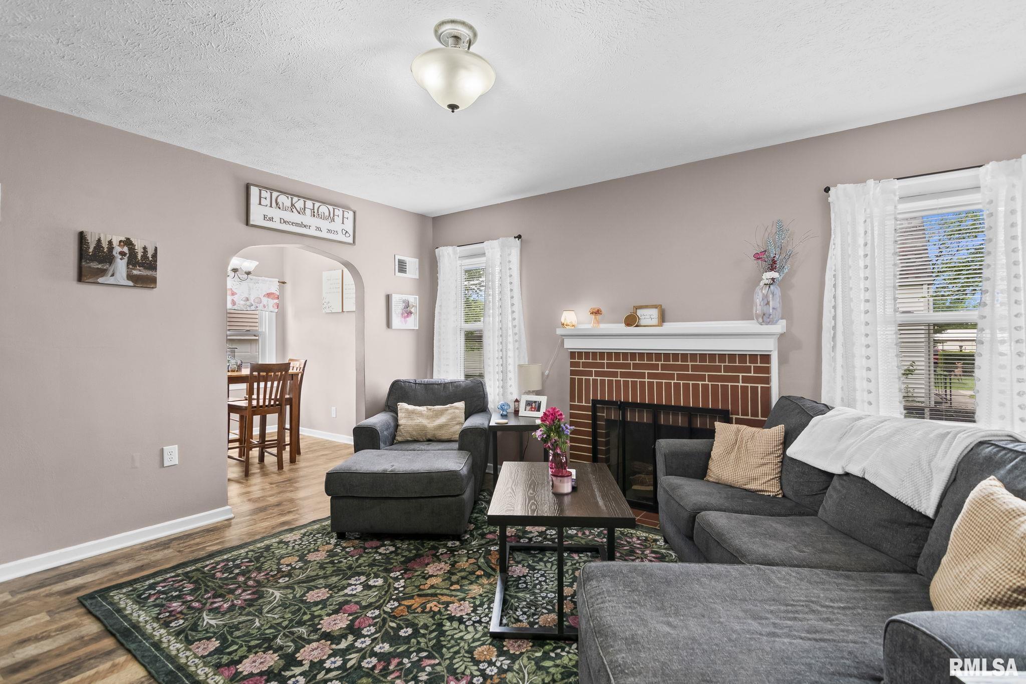 2132 Grandview Avenue Springfield, IL 62702 - Photo 5 of 32