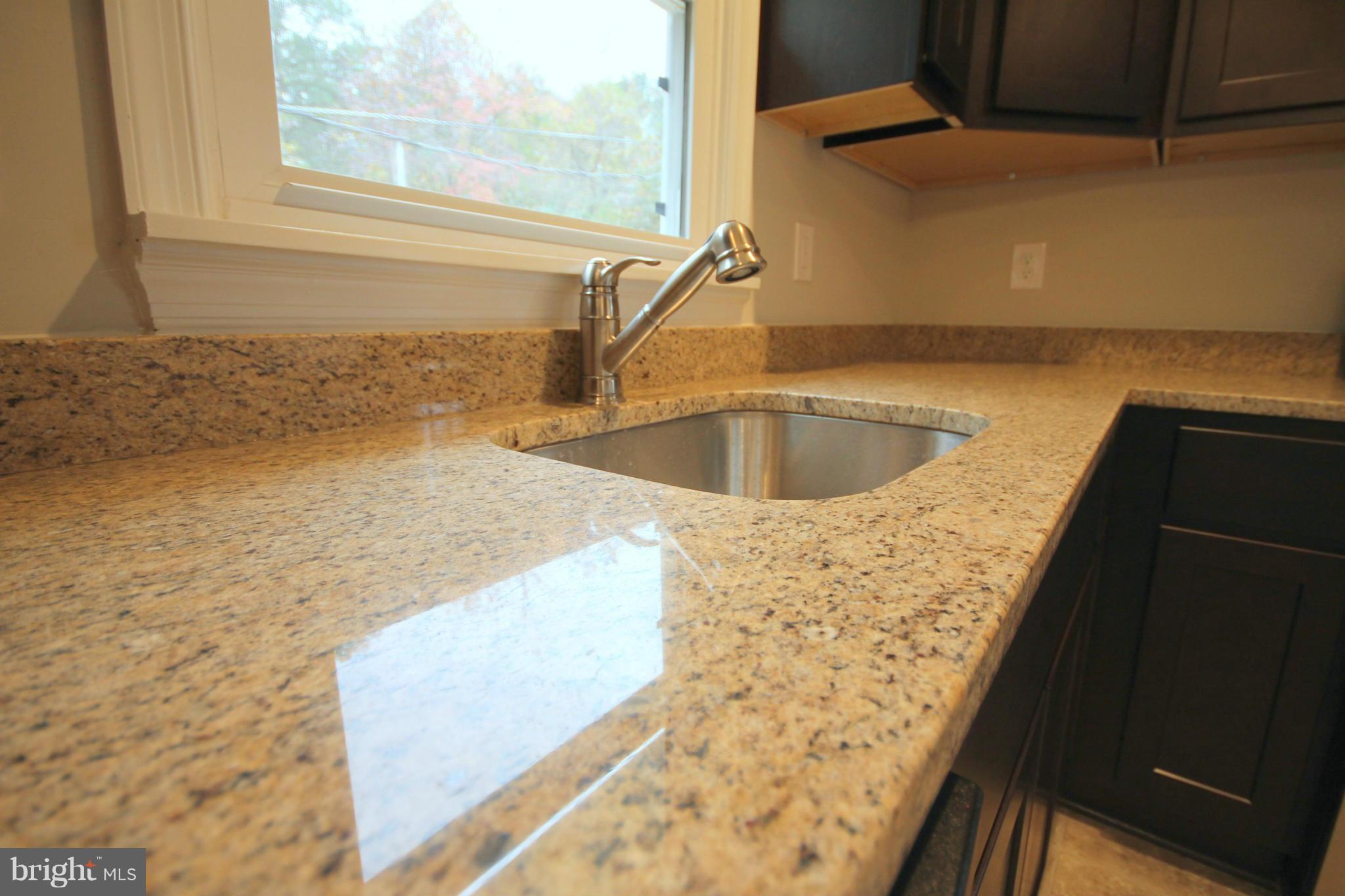 9154 Fletchers Chapel Road King George, VA 22485 - Photo 8 of 25 Kitchen