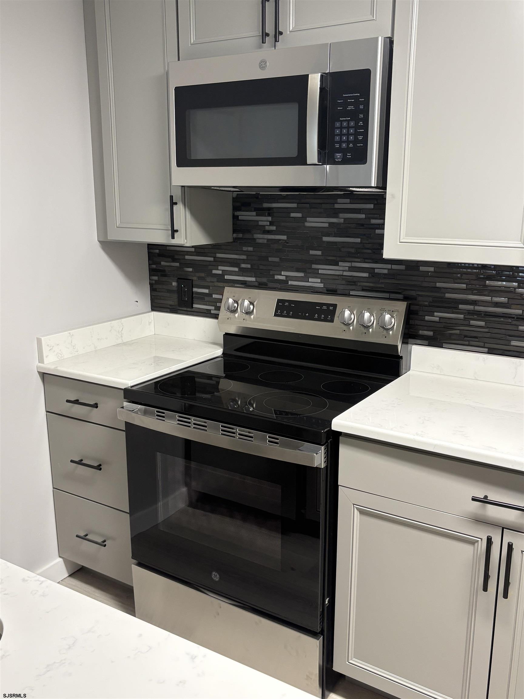 214 Meadow Ridge Road, Unit 214 Smithville, NJ 08205 - Photo 15 of 18