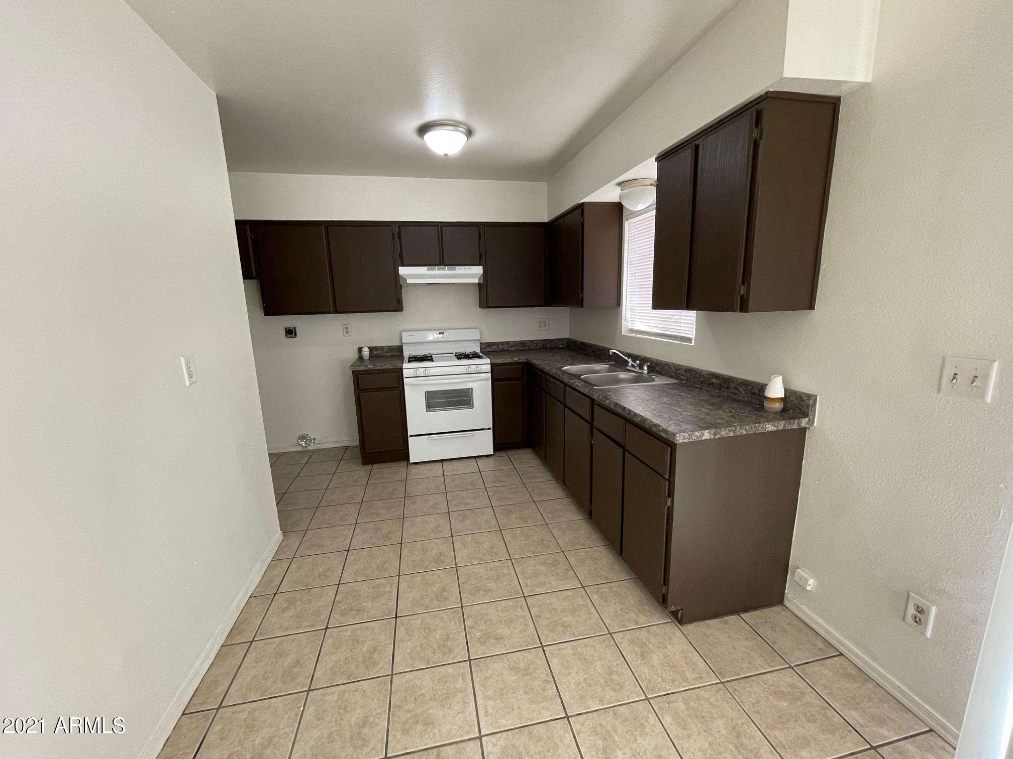 407 West Baseline Road Buckeye, AZ 85326 - Photo 3 of 11 KITCHEN2