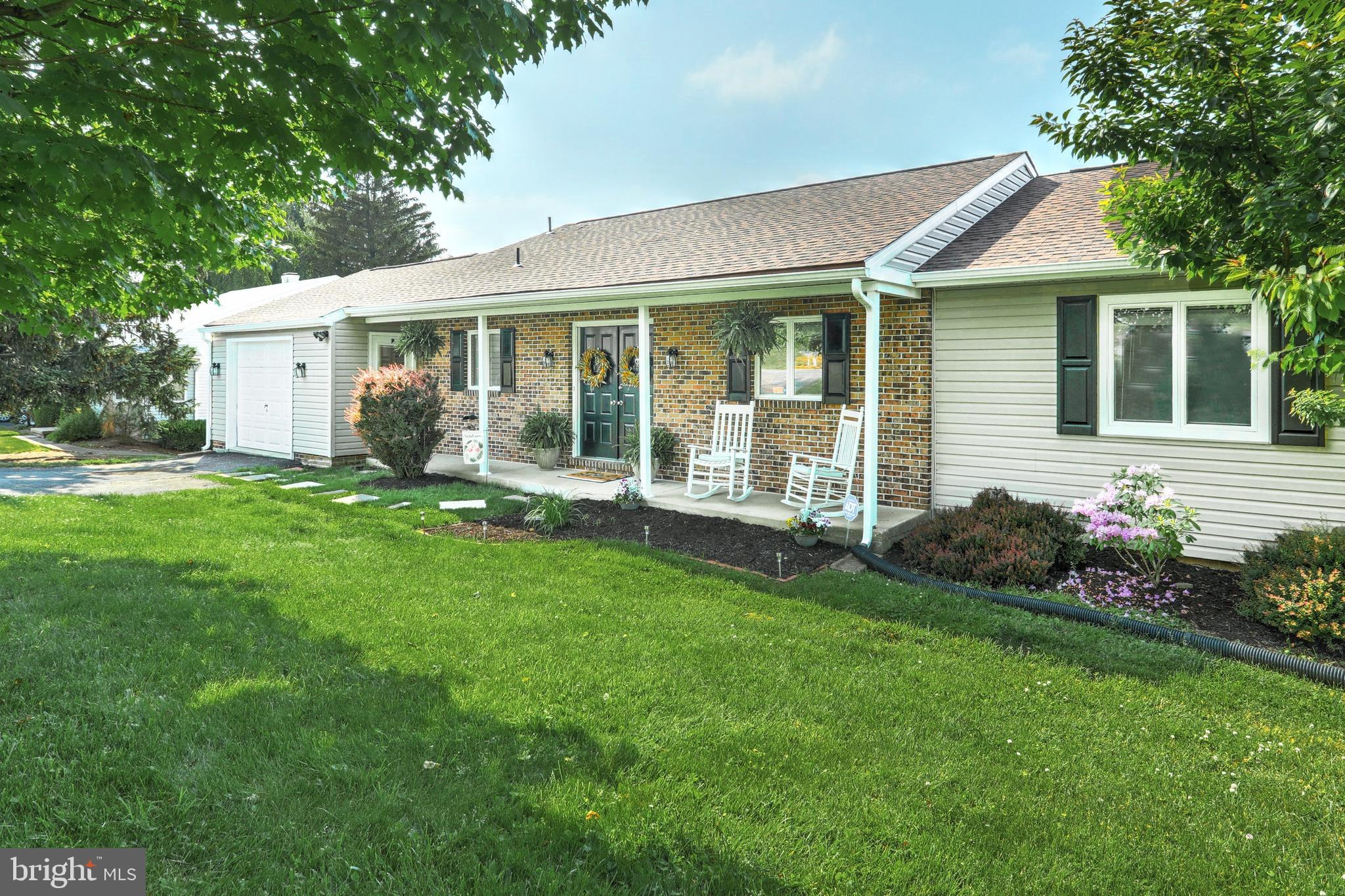321 Greendale Road York, PA 17403 - Photo 1 of 48