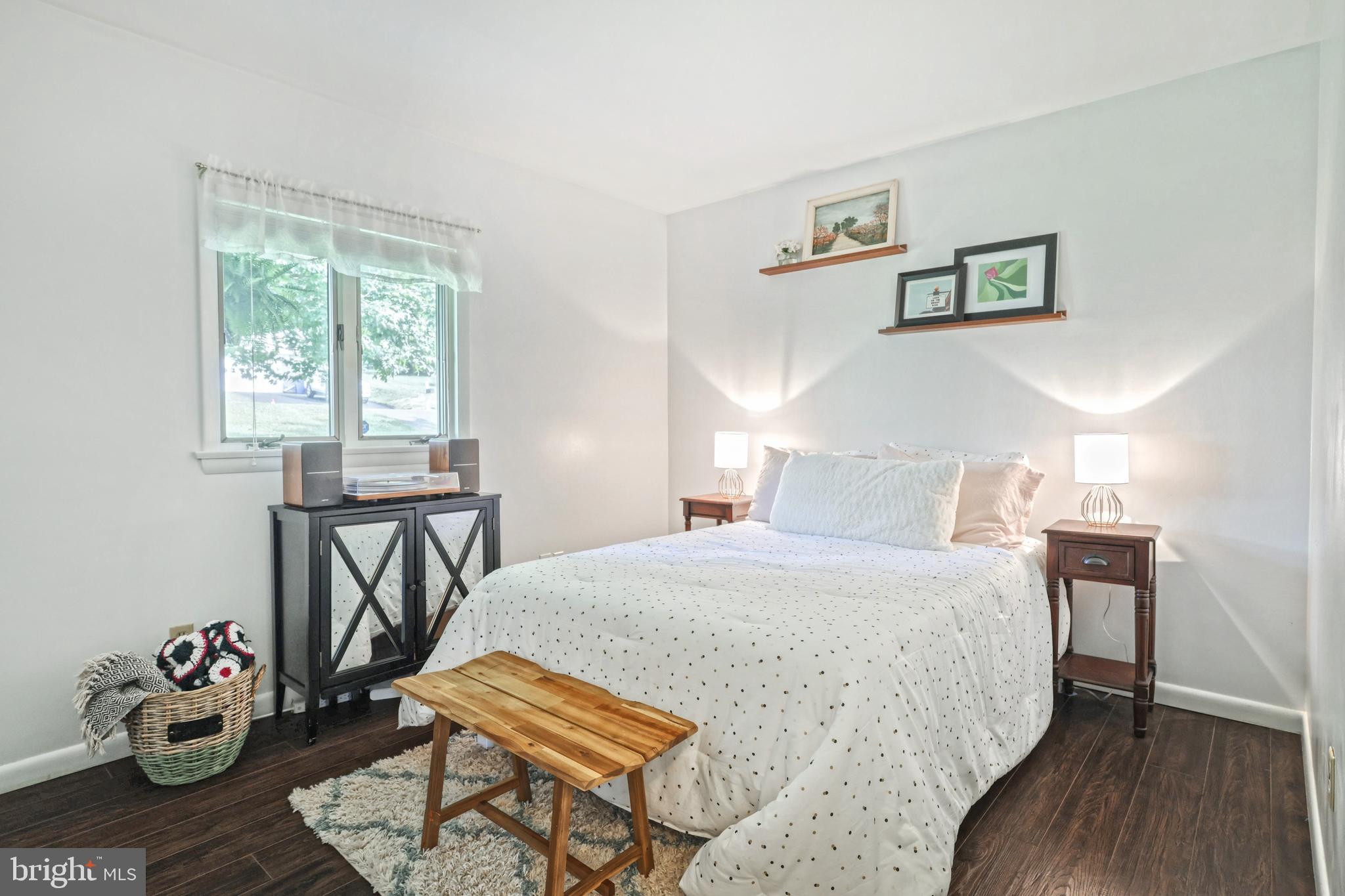 321 Greendale Road York, PA 17403 - Photo 22 of 48 Bedroom 3