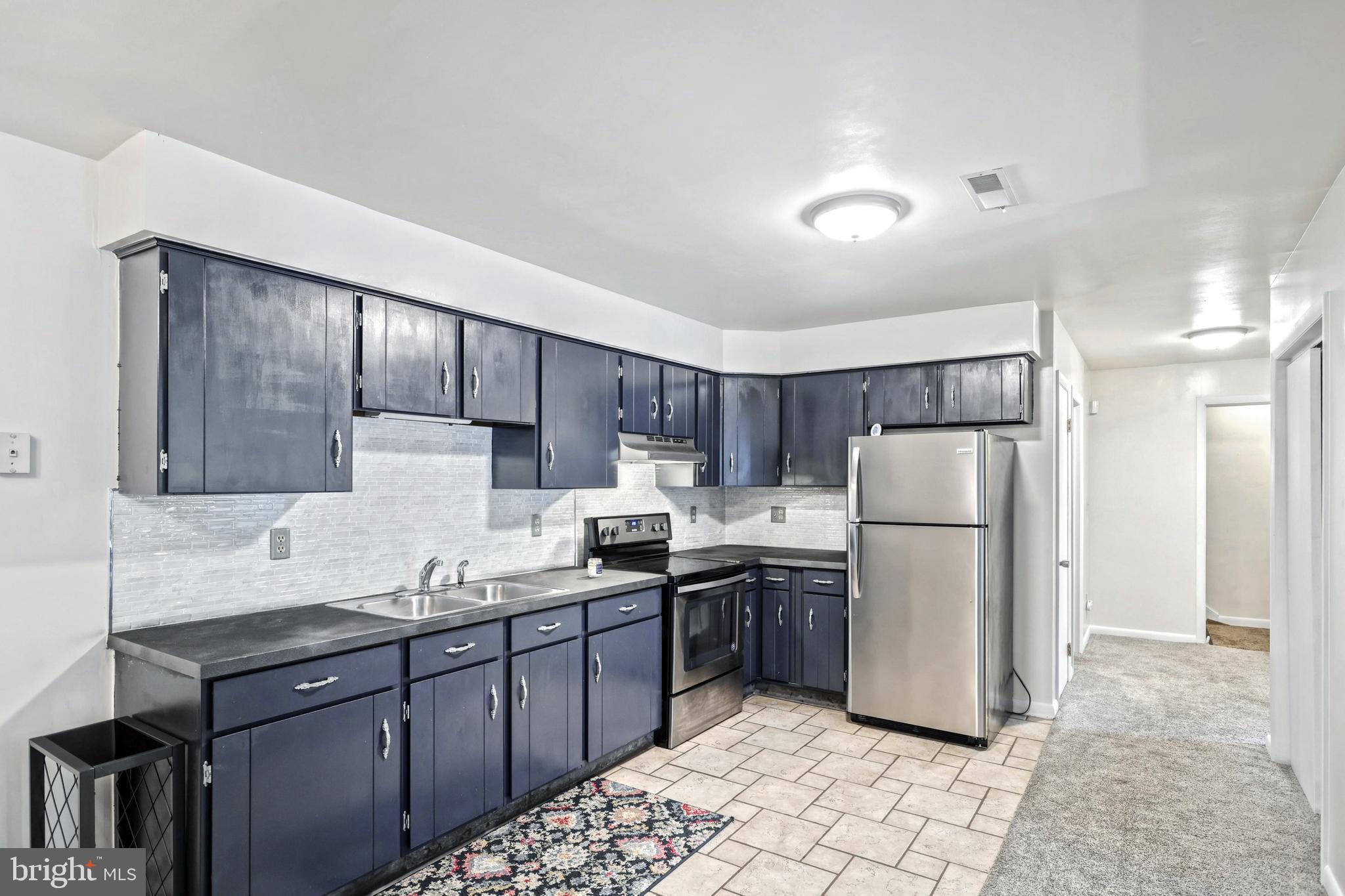 321 Greendale Road York, PA 17403 - Photo 27 of 48 Kitchen - Lower level