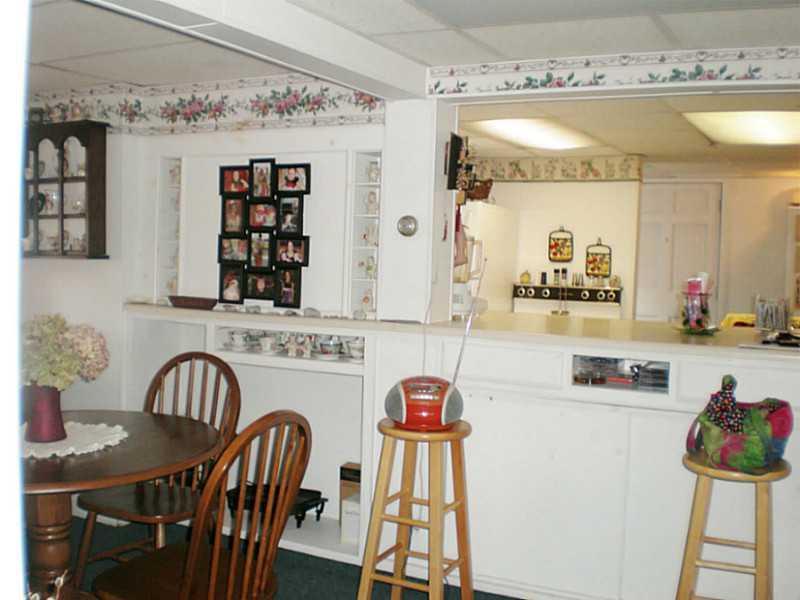 23 Maple Street Augusta, ME 04330 - Photo 5 of 17 Interior Space/Layout.