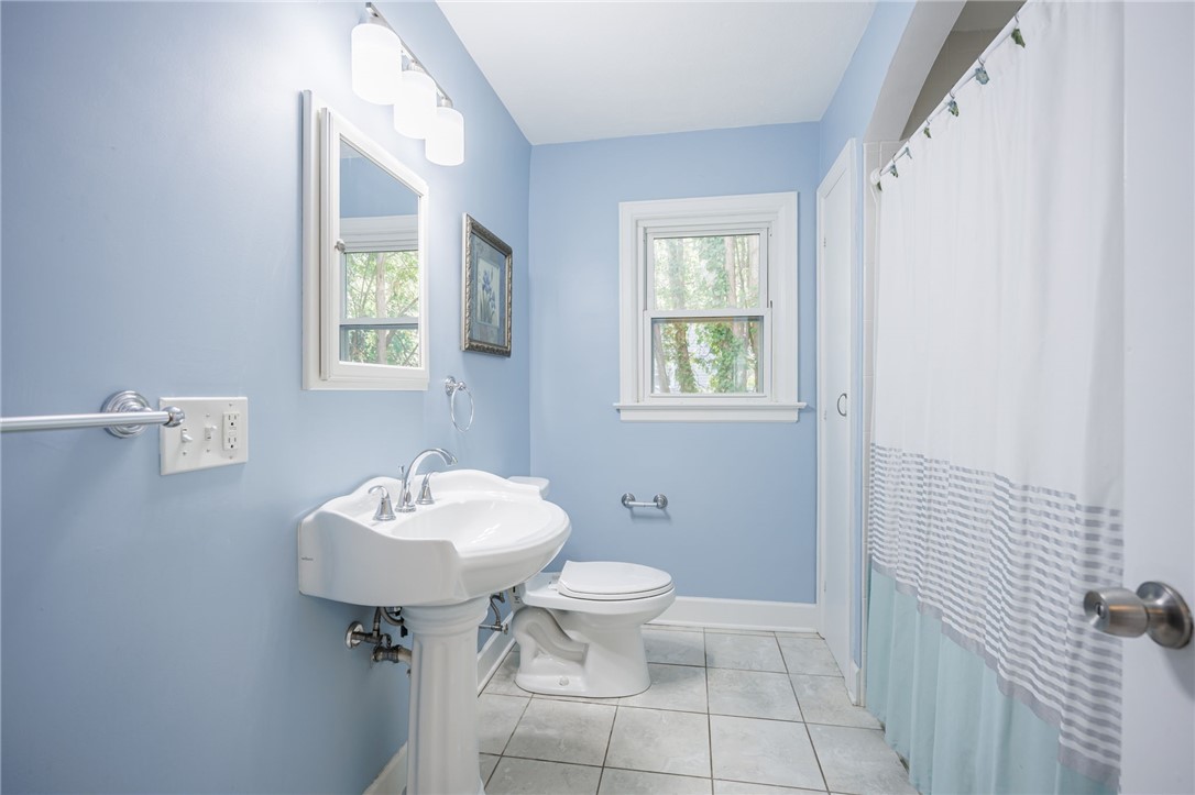70 Highwood Road Irondequoit, NY 14609 - Photo 21 of 32