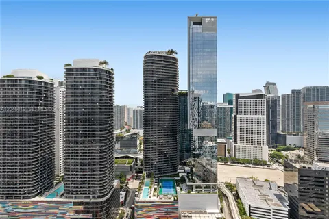 $1,599,000 | 1000 Brickell Plaza, Unit 4015, Miami, FL 33131