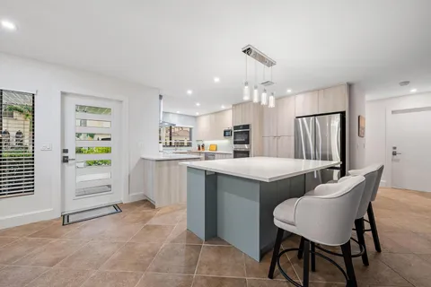 $1,195,000 | 1120 Singer Drive, Riviera Beach, FL 33404