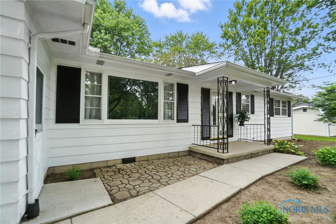 1514 Lockwood Road Findlay, OH 45840 - Photo 2 of 32 Gallery Image 2
