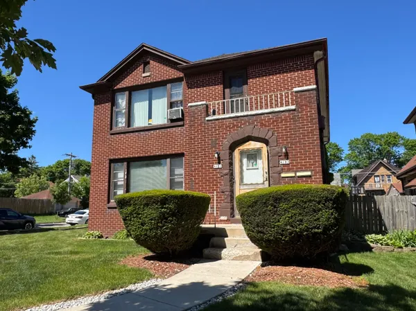 $225,000 | 4101 North 12th Street, Unit 4103, Milwaukee, WI 53209