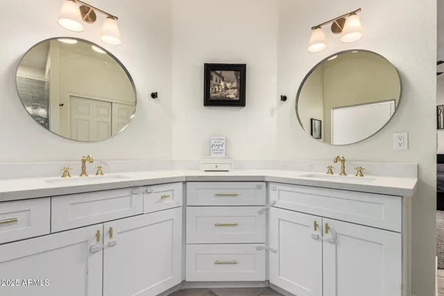 $750,000 | 650 South Bay Drive, Gilbert, AZ 85233